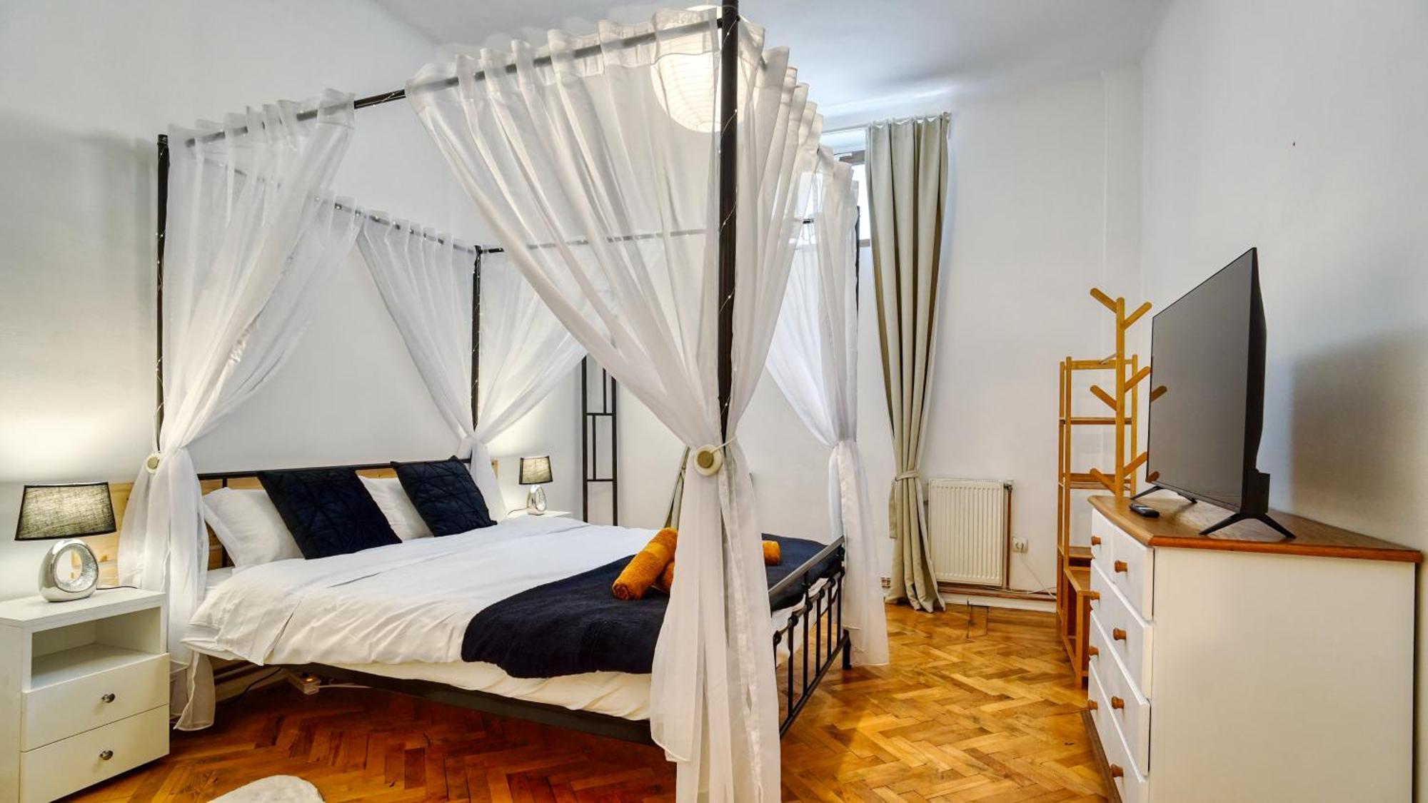 Intimo Oldtown Romantic Apartment ブラショフ エクステリア 写真